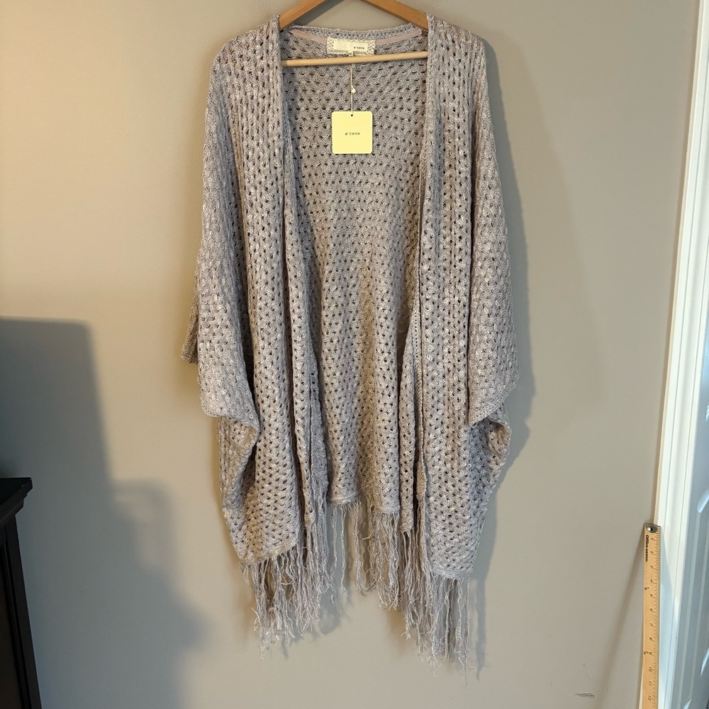 Anthropologie Areve m/l cardigan Light Gray Open-Knit Poncho